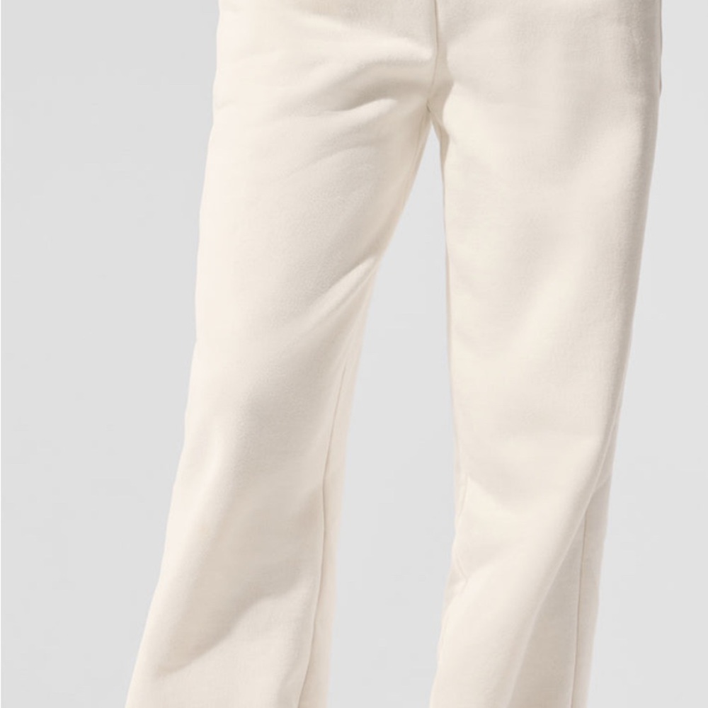 ALO Yoga Accolade Sweatpants Ivory